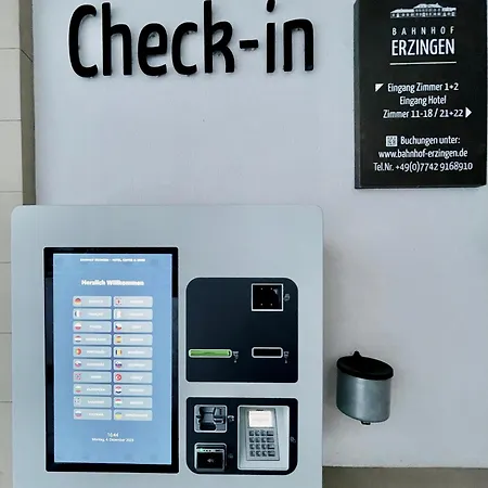 מלון Bahnhof-erzingen, Hotel, Coffee &