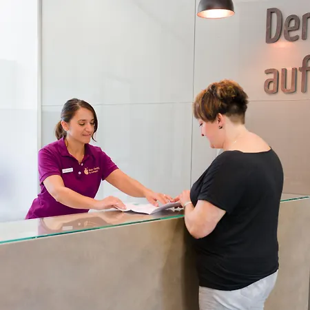 מלון Bahnhof-erzingen, Hotel, Coffee & Erzingen