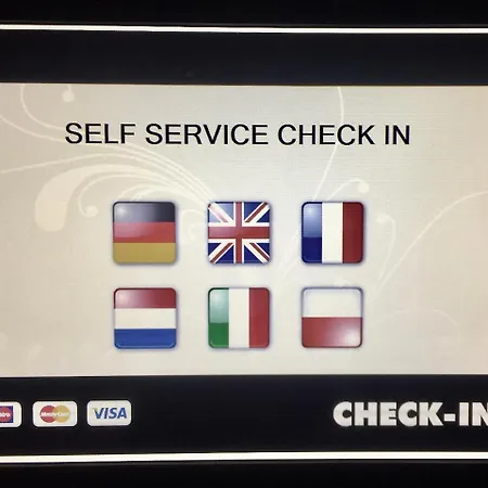 Bahnhof-erzingen, Hotel, Coffee & מלון 3*