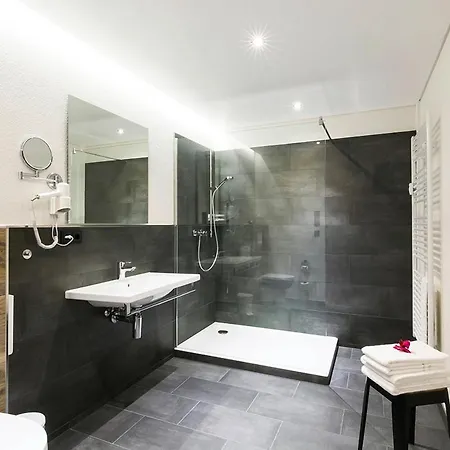Bahnhof-erzingen, Hotel, Coffee&more 3* Erzingen