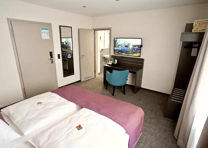 Bahnhof-erzingen, Hotel, Coffee & Hotel Erzingen